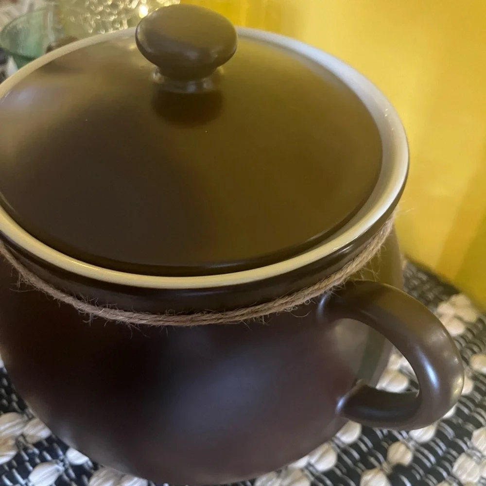Parini Dark Brown Ceramic Handled Chili Pot w/ Lid 5 Quart